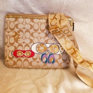 Authentic coach pouch